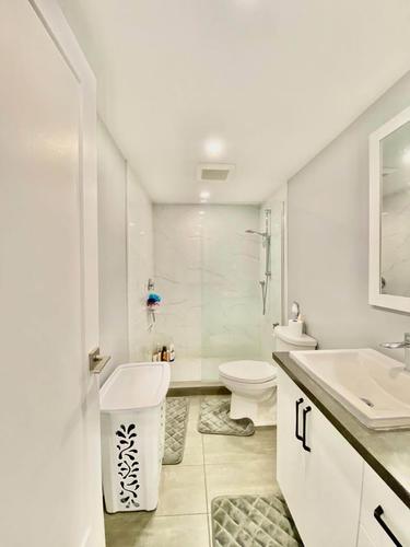3 bedrooms apartment for rent in Laval — photo 11
