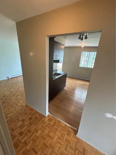 2 bedrooms apartment for rent in Laval — photo 5