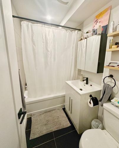 Studio for rent in Montreal - Ville-Marie — photo 5