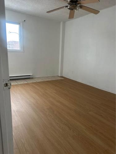 Appartement de 3 chambres à louer à Laval — photo 2