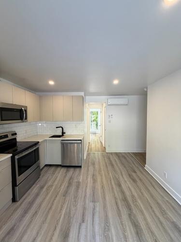 Appartement de 2 chambres à louer à Montreal - Ville-Marie — photo 2