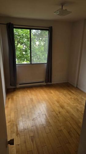 2 bedrooms apartment for rent in Laval — photo 2