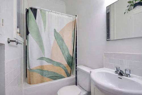 2 bedrooms apartment for rent in Montreal - Le Plateau-Mont-Royal — photo 5