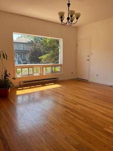 Appartement de 2 chambres à louer à Longueuil — photo 2