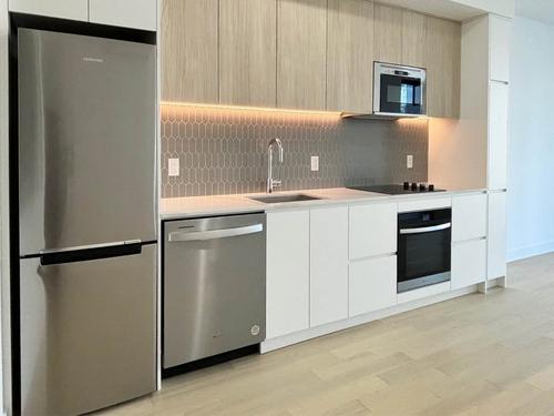 Appartement de 2 chambres à louer à Longueuil — photo 3
