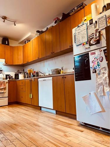 5 bedrooms apartment for rent in Montreal - Le Plateau-Mont-Royal — photo 3