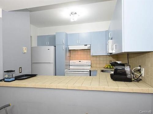2 bedrooms apartment for rent in Laval — photo 5
