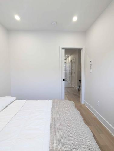 3 bedrooms apartment for rent in Montreal - Verdun — photo 8