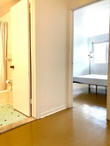 1 bedroom apartment for rent in Montreal - Ville-Marie — photo 6