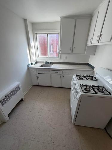 2 bedrooms apartment for rent in Montreal - Côte-des-Neiges–Notre-Dame-de-Grâce — photo 8