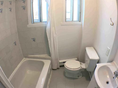 2 bedrooms apartment for rent in Montreal - Le Plateau-Mont-Royal — photo 9