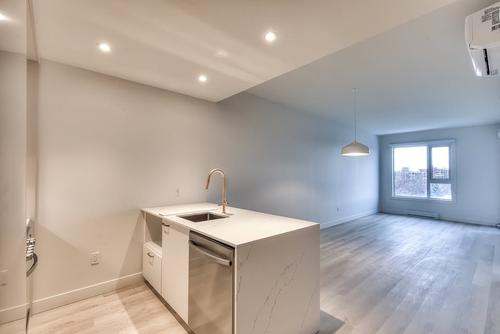 Appartement de 1 chambre à louer à Montreal - Saint-Laurent — photo 2