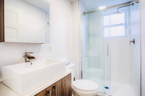 5 bedrooms apartment for rent in Montreal - Le Sud-Ouest — photo 10
