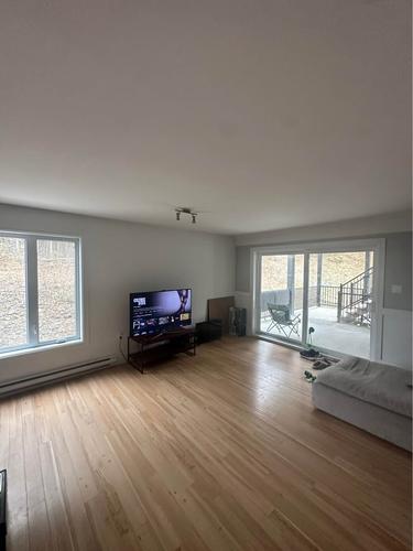 2 bedrooms apartment for rent in Sherbrooke — photo 4