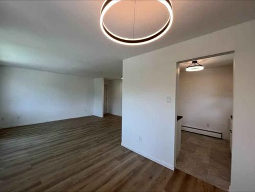 2 bedrooms apartment for rent in Sherbrooke — photo 6