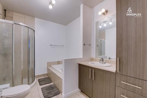 3 bedrooms apartment for rent in Sherbrooke — photo 16