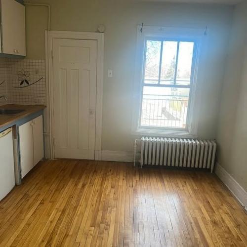 Studio for rent in Montreal - Le Plateau-Mont-Royal — photo 10