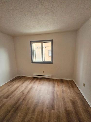 2 bedrooms apartment for rent in Laval — photo 6