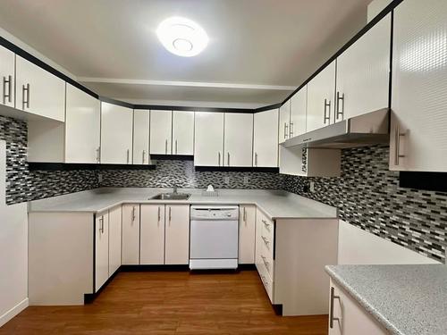 2 bedrooms apartment for rent in Sherbrooke — photo 2