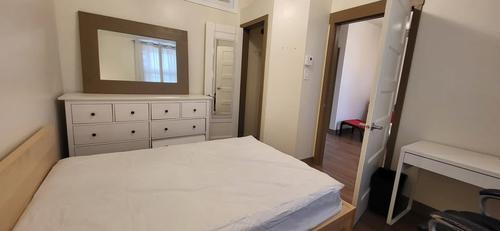 4 bedrooms apartment for rent in Montreal - Le Plateau-Mont-Royal — photo 6