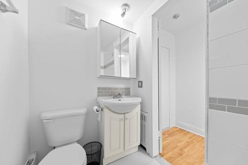 1 bedroom apartment for rent in Montreal - Ville-Marie — photo 15