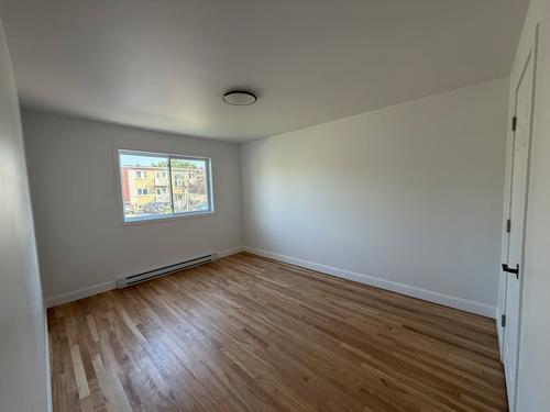 Appartement de 3 chambres à louer à Laval — photo 3