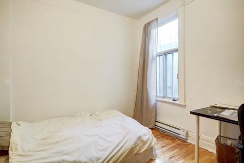 4 bedrooms apartment for rent in Montreal - Le Plateau-Mont-Royal — photo 6