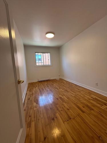 2 bedrooms apartment for rent in Laval — photo 5