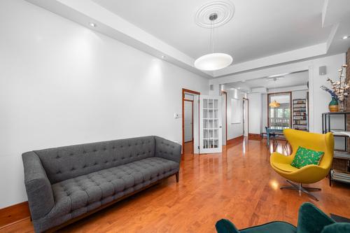 5 bedrooms apartment for rent in Montreal - Ville-Marie — photo 3