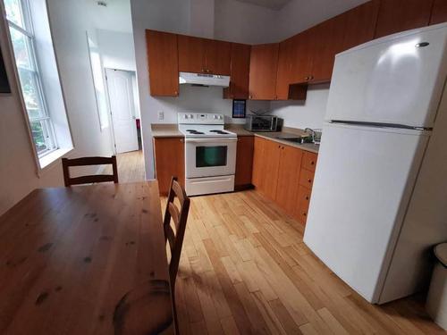 4 bedrooms apartment for rent in Montreal - Le Plateau-Mont-Royal — photo 9
