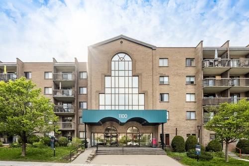 2 bedrooms apartment for rent in Laval — photo 7