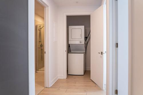 2 bedrooms apartment for rent in Laval — photo 17
