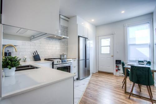 2 bedrooms apartment for rent in Montreal - Le Plateau-Mont-Royal — photo 2