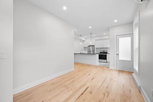 2 bedrooms apartment for rent in Montreal - Le Plateau-Mont-Royal — photo 2