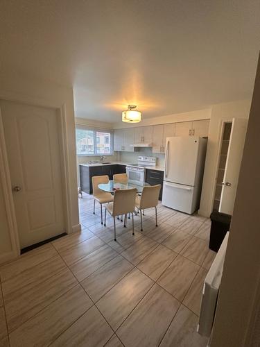 2 bedrooms apartment for rent in Laval — photo 2