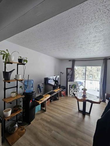 2 bedrooms apartment for rent in Sherbrooke — photo 2