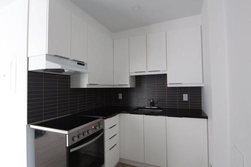 Appartement de 2 chambres à louer à Montreal - Ville-Marie — photo 2
