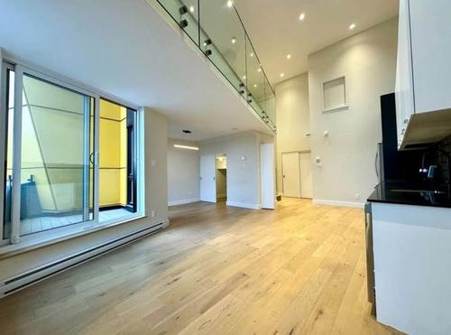 2 bedrooms apartment for rent in Montreal - Le Plateau-Mont-Royal — photo 8