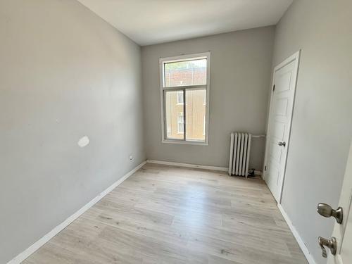 5 bedrooms apartment for rent in Montreal - Le Plateau-Mont-Royal — photo 11