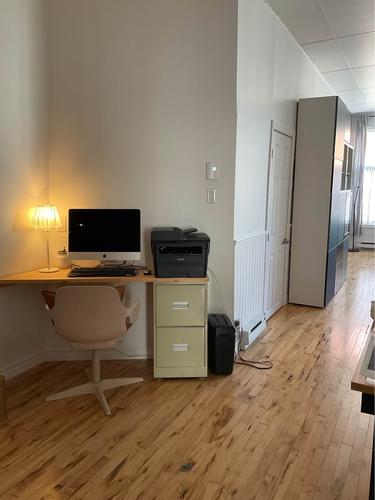 4 bedrooms apartment for rent in Montreal - Le Plateau-Mont-Royal — photo 12