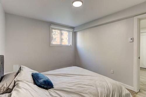 2 bedrooms apartment for rent in Laval — photo 19