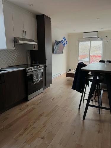 2 bedrooms apartment for rent in Montreal - Ville-Marie — photo 3