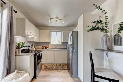 2 bedrooms apartment for rent in Laval — photo 17