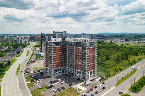 3 bedrooms apartment for rent in Laval — photo 13