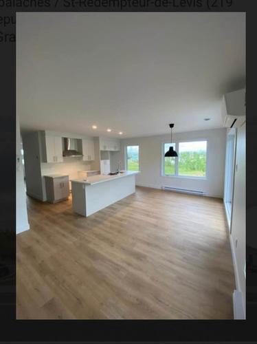 2 bedrooms apartment for rent in Lévis — photo 2