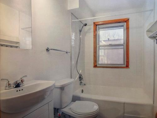 2 bedrooms apartment for rent in Sherbrooke — photo 2