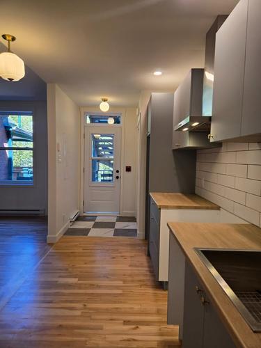 2 bedrooms apartment for rent in Sherbrooke — photo 6