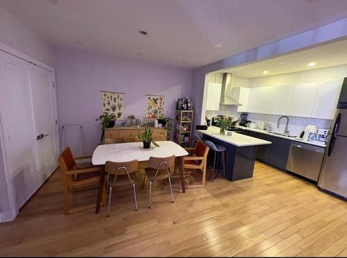 4 bedrooms apartment for rent in Montreal - Le Plateau-Mont-Royal — photo 2