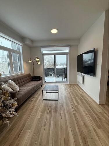 Appartement de 2 chambres à louer à Longueuil — photo 3