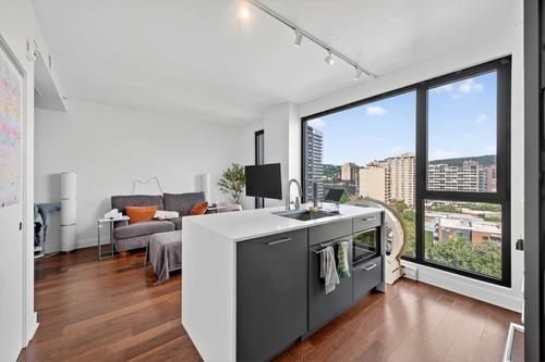 2 bedrooms apartment for rent in Montreal - Ville-Marie — photo 14